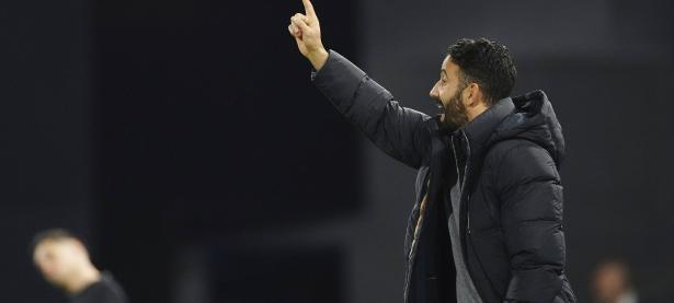 包含阿扎尔恢复神速曼联欧冠爆冷问鼎的词条