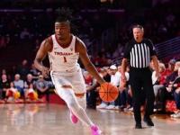 乐鱼体育入口-关于火箭中场力量星光熠熠，篮网内线表现配合默契的信息