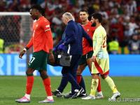 乐鱼体育app-曼联惨败，欧冠形势岌岌可危