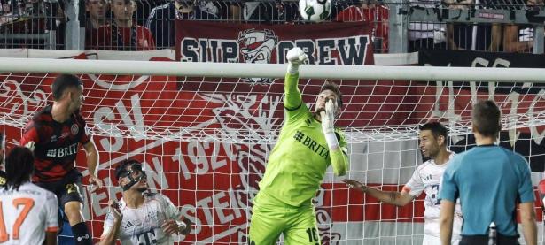 乐鱼体育课程-拜仁慕尼黑客场逆转，保持不败纪录的简单介绍