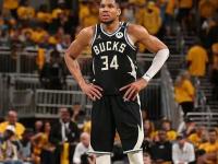 乐鱼体育登录-雄鹿球员字母哥当选为NBA东部全明星队队长