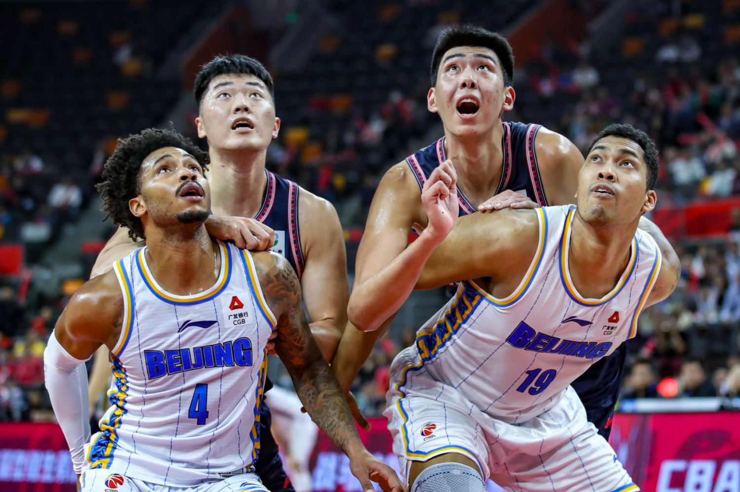 广东队员状态火爆，战胜对手