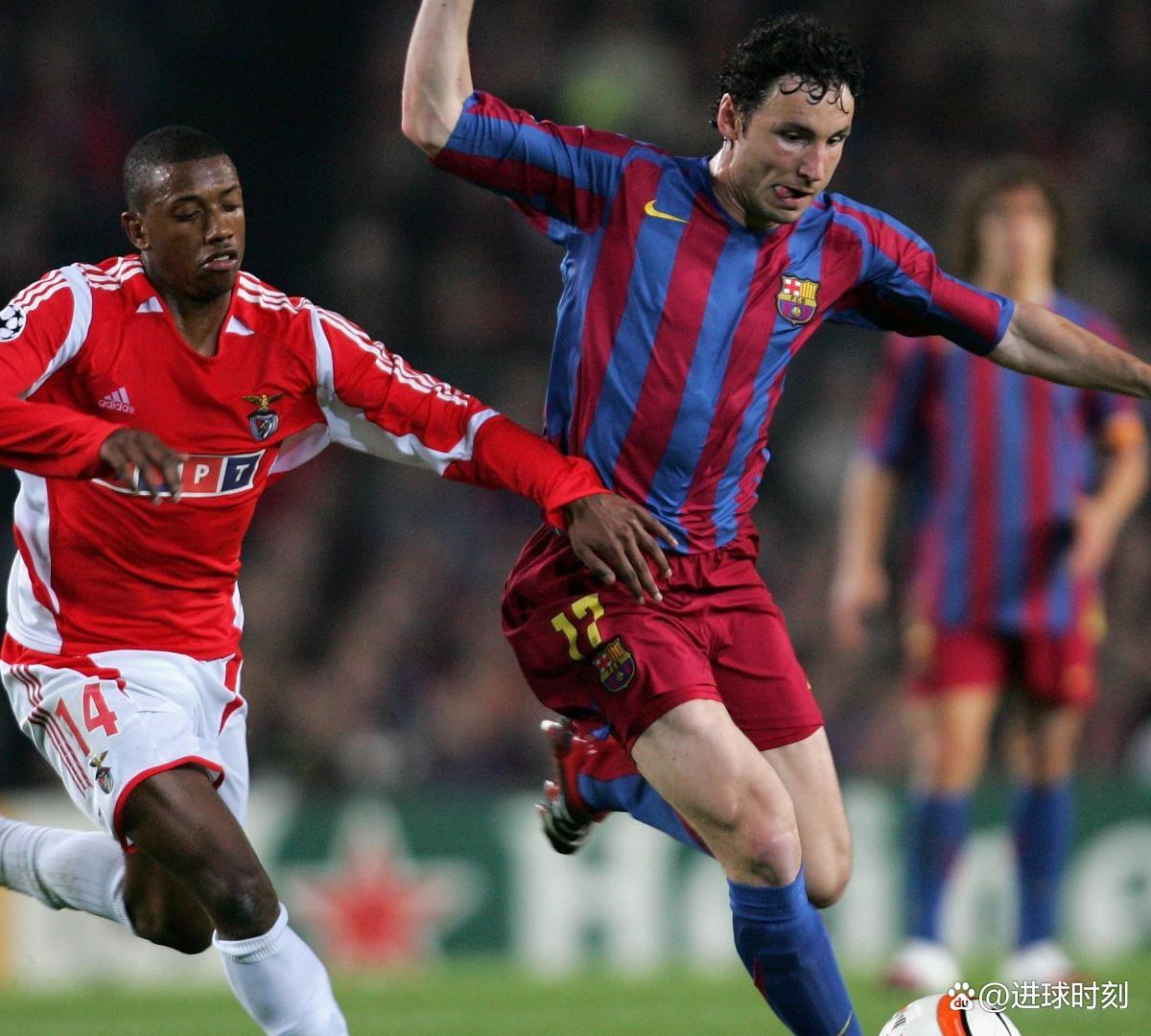 包含精彩纷呈的比赛充满悬念球员投入热情的词条