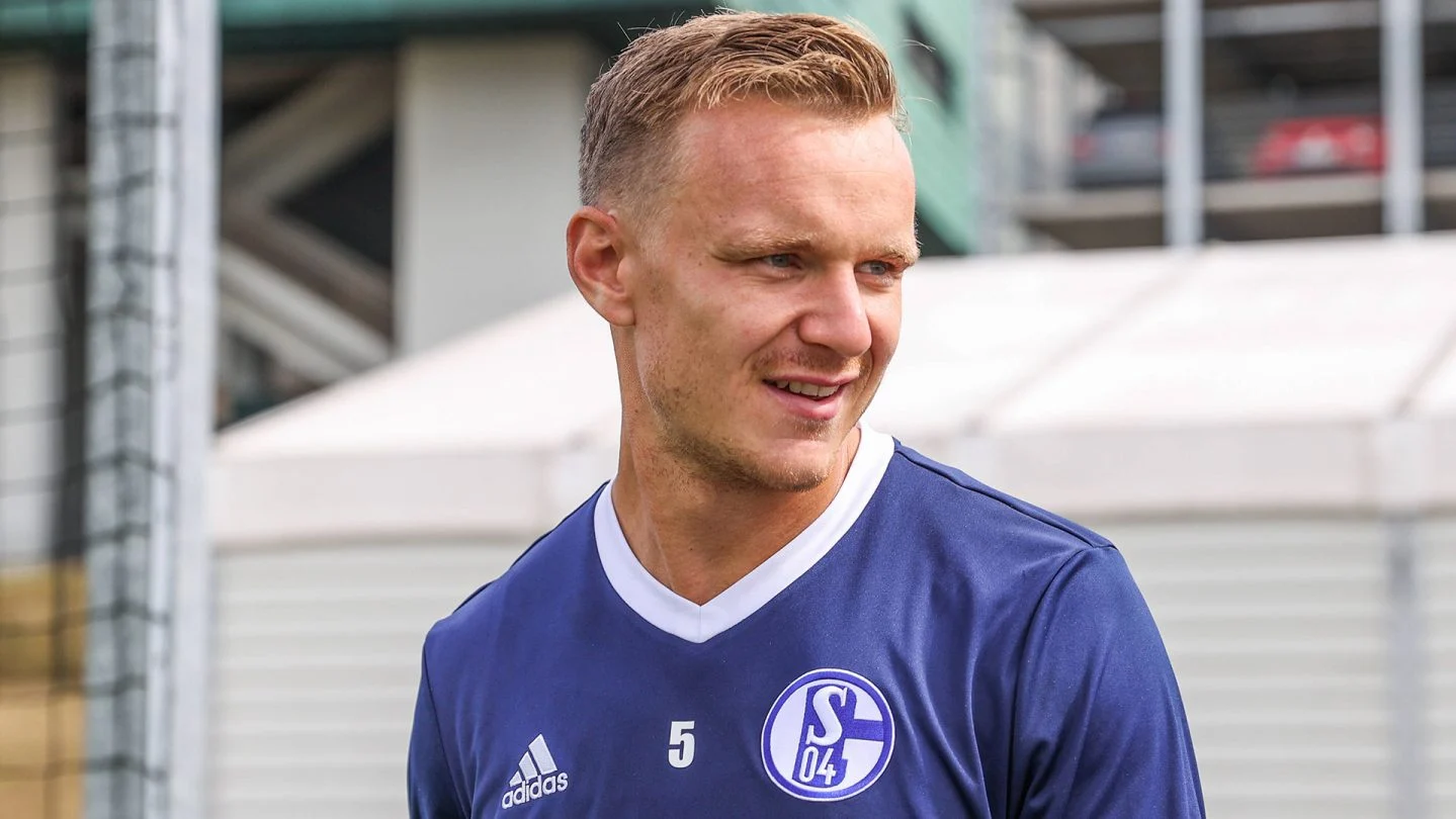 沙尔克将在与狼堡的比赛中全力拼搏的简单介绍