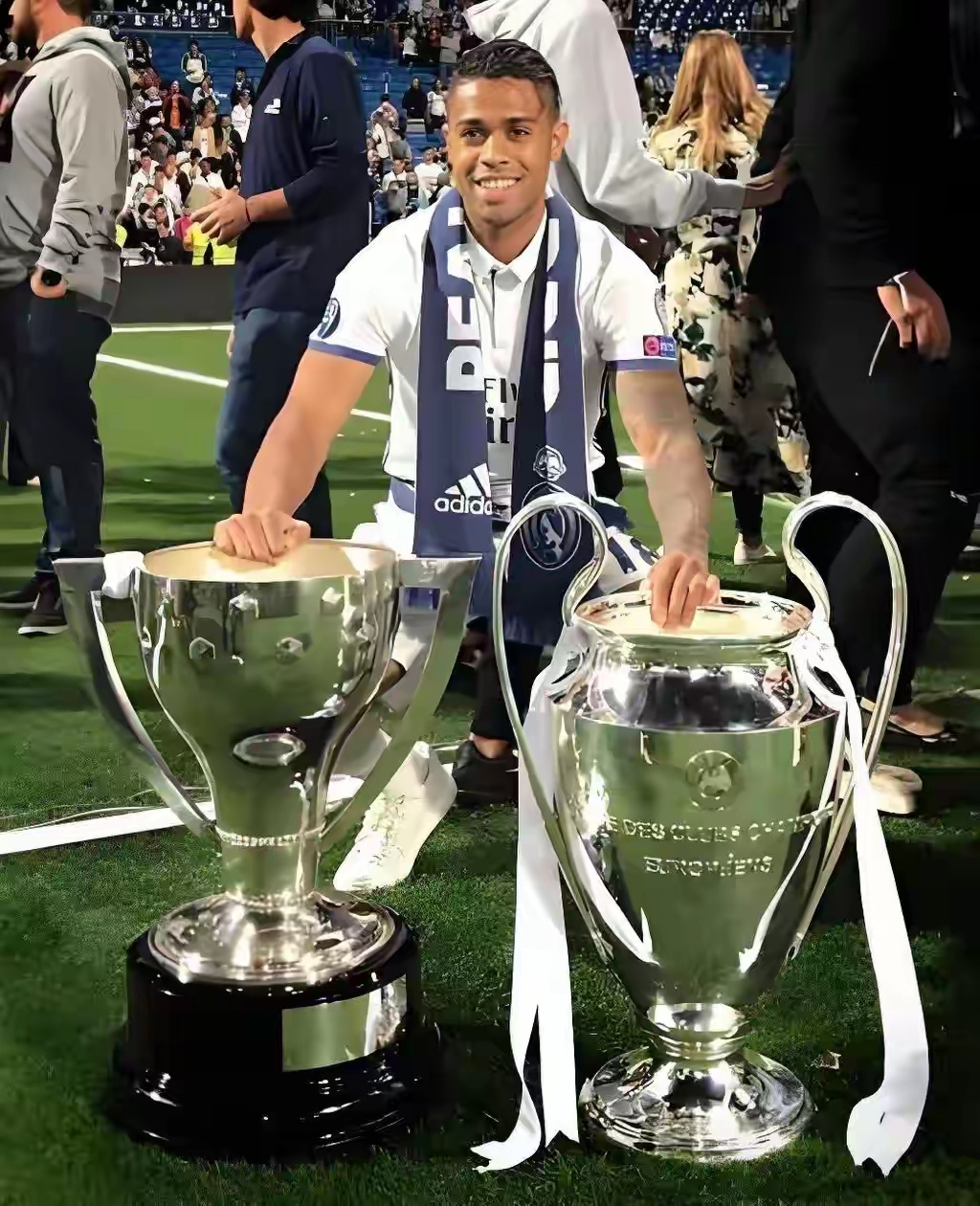 皇马全队备战欧冠，冲刺西甲头名