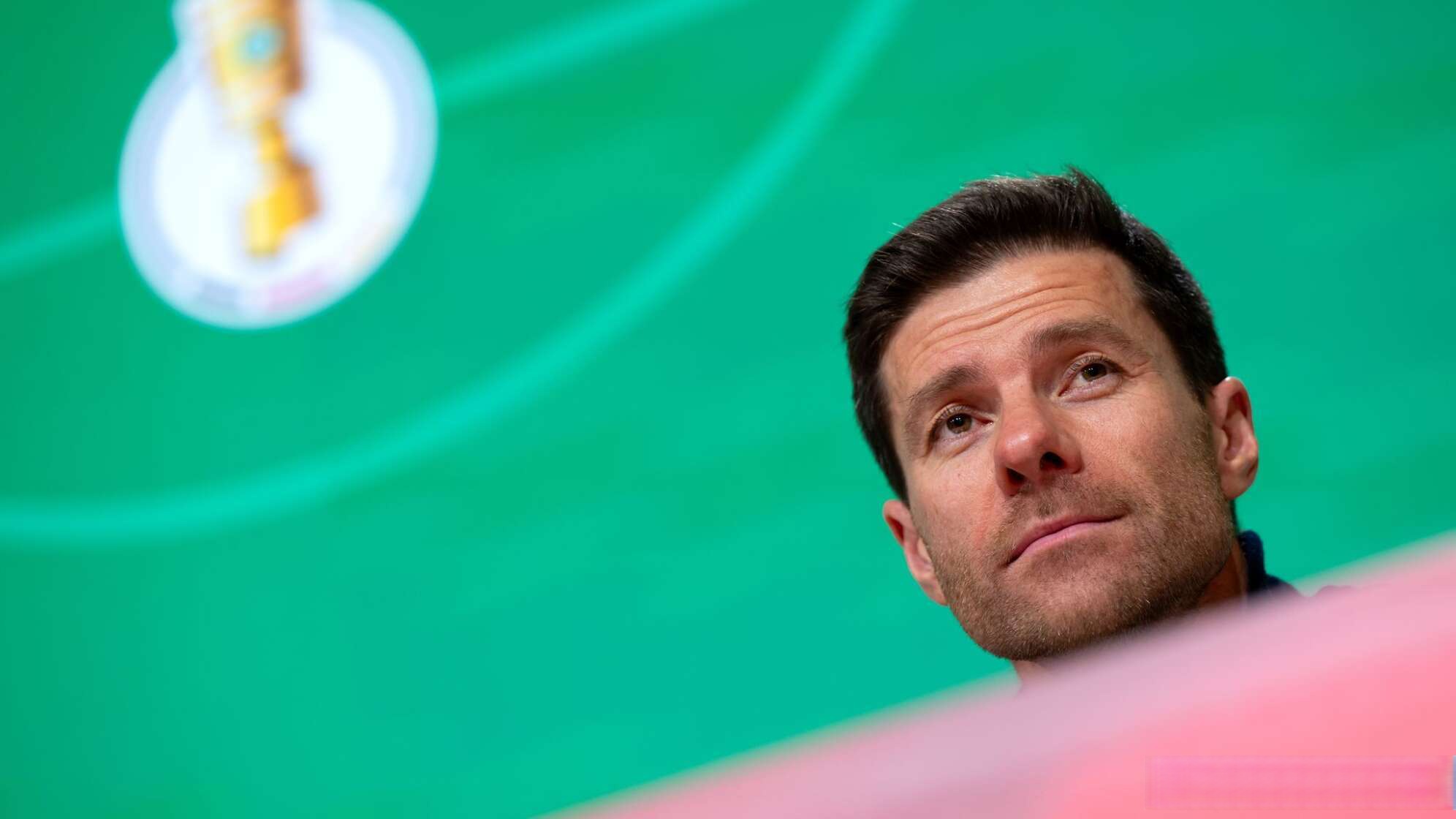 包含弗赖堡主场取胜，继续保持稳定表现的词条