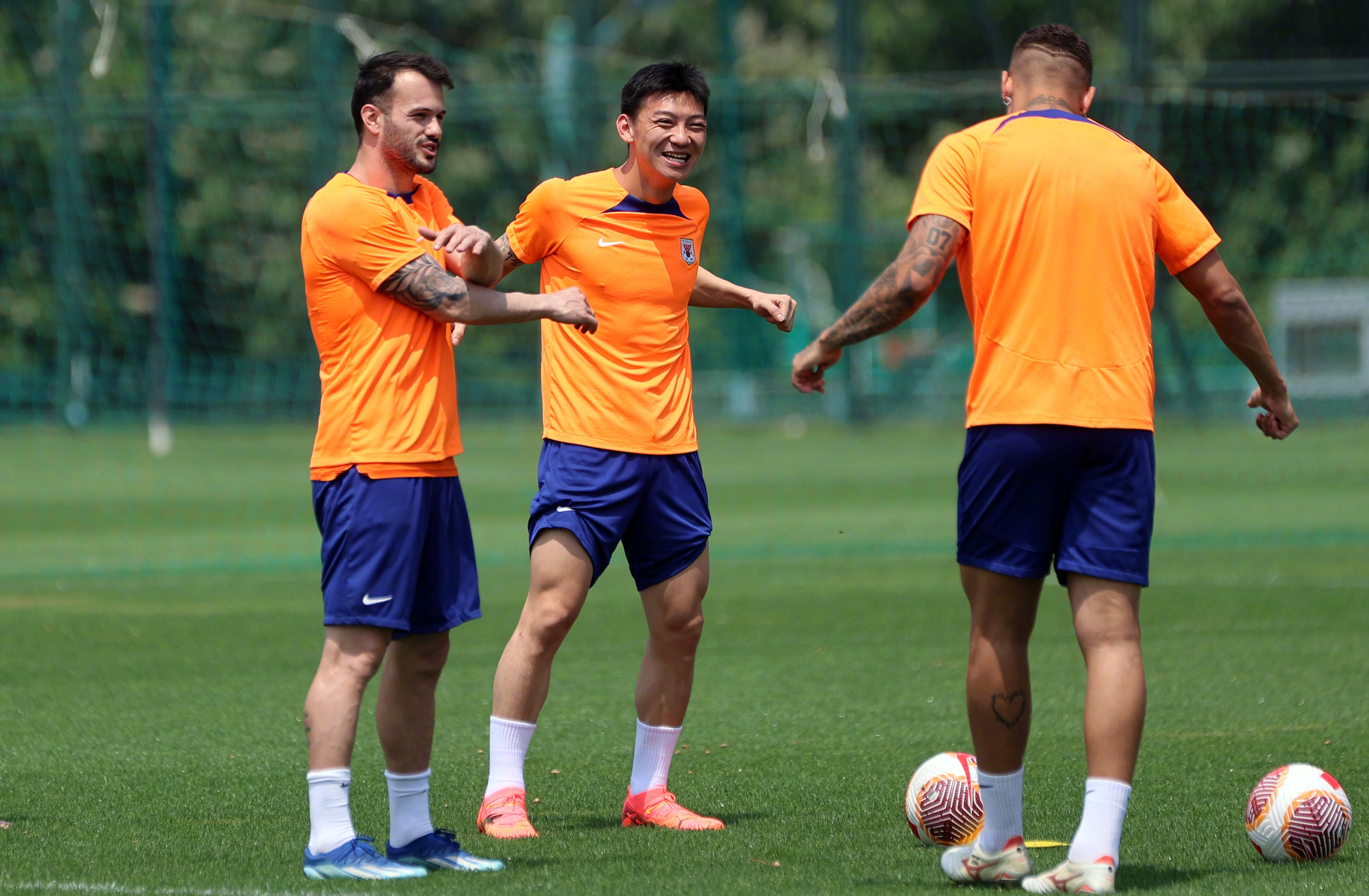 关于火爆！球队大胜对手，跻身下一轮的信息