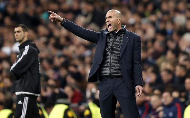 包含罗马主帅战术大变阵，意甲劲旅冲击欧冠资格的词条