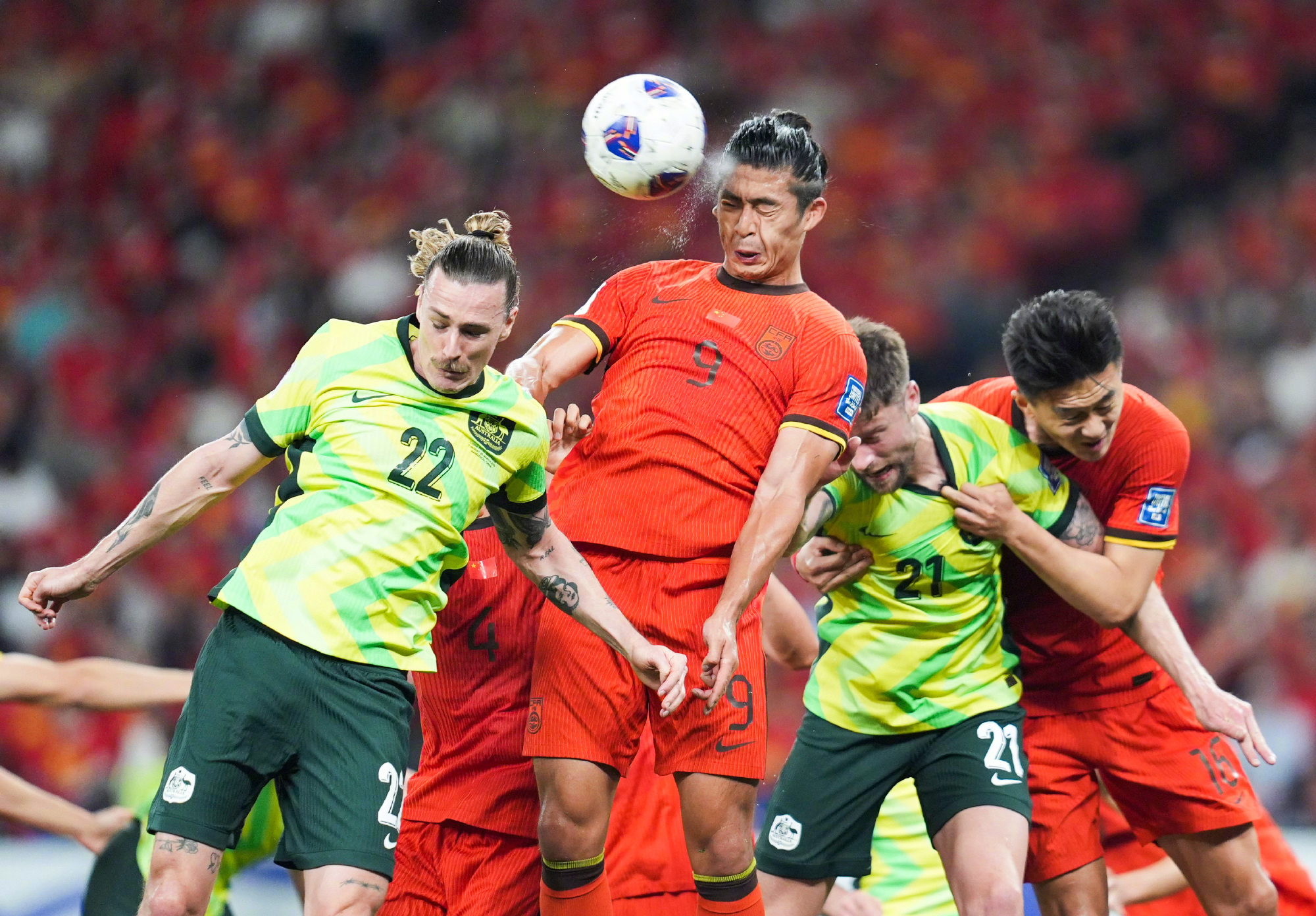 包含洪都拉斯女足强势晋级女足半决赛，男足再度失利的词条