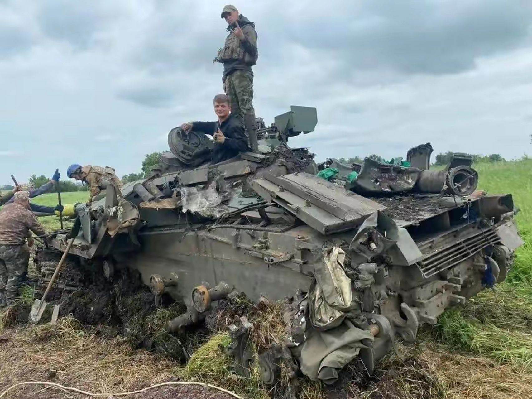 乌克兰队在预选赛中稳扎稳打击败对手 乌克兰队在预选赛中稳扎稳打击败对手