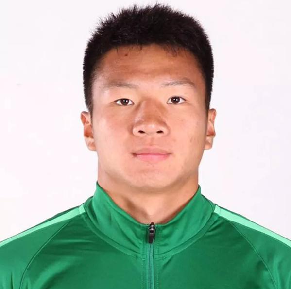 绿城接连失球，需弥补后防漏洞以稳固战绩