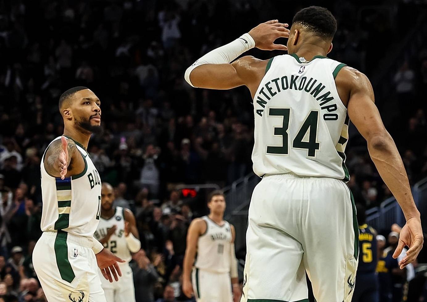 雄鹿逆转爵士,保持不败记录 雄鹿逆转爵士,保持不败记录