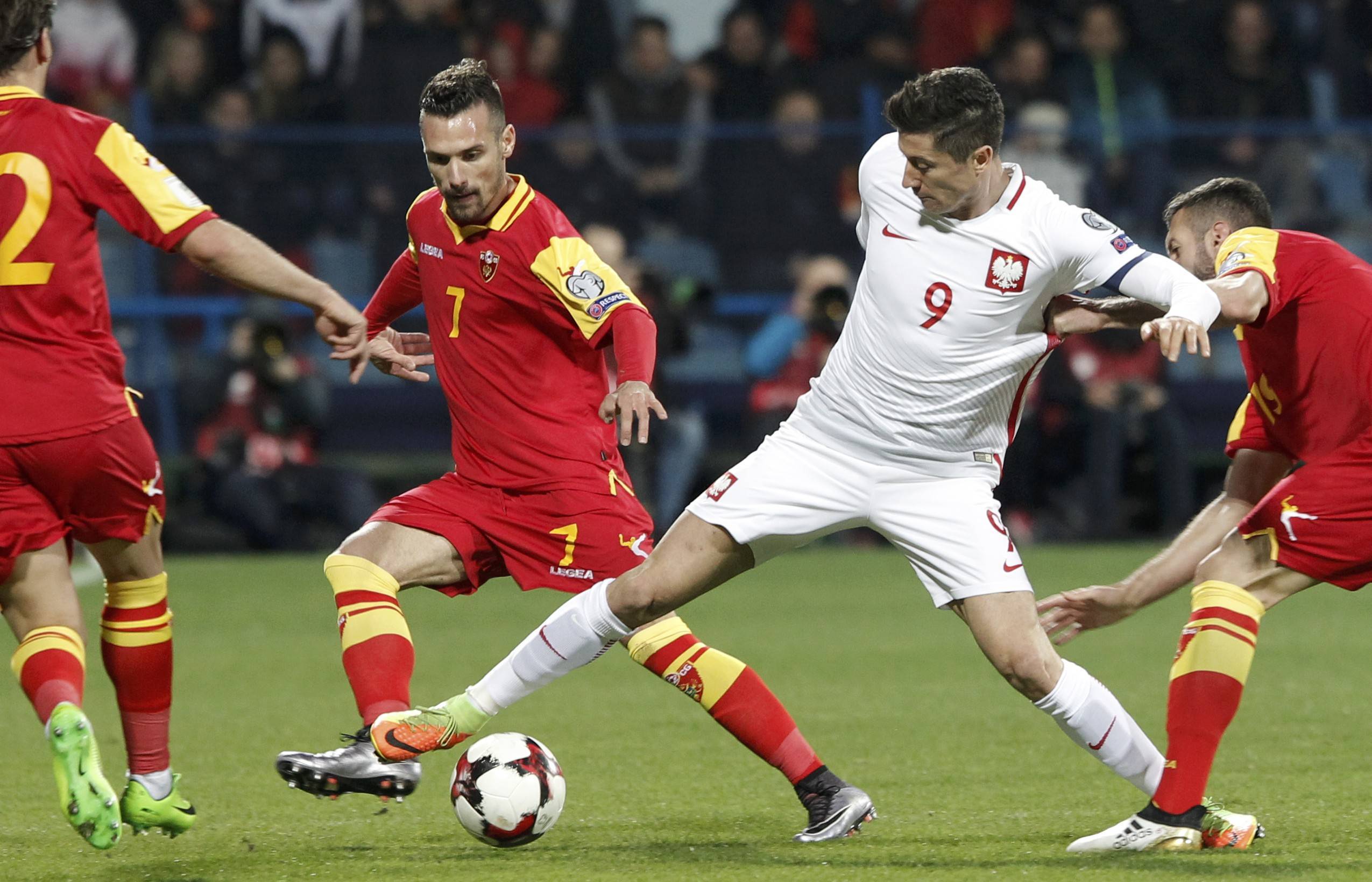 关于欧洲足球大赛继续升温,实力球队激烈竞争的信息 关于欧洲足球大赛继续升温,实力球队激烈竞争的信息